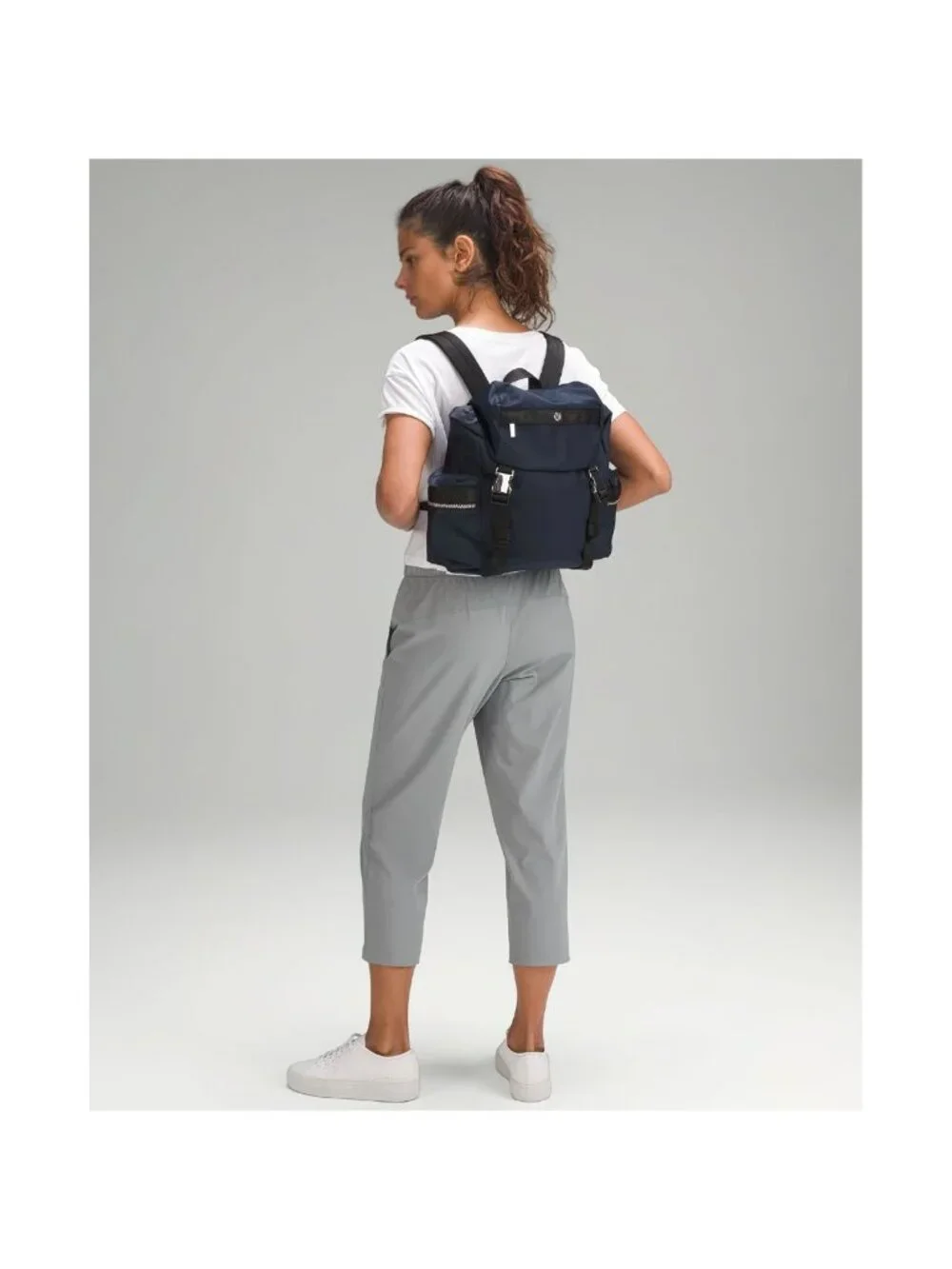 Lululemon Wunderlust Backpack 14L Navy Blue